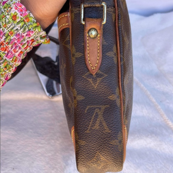 Vintage Louis Vuitton Danube - Picture 10 of 14